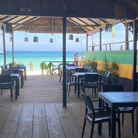 Secret Cabins At Firefly Beach Cottage Negril Luaran gambar